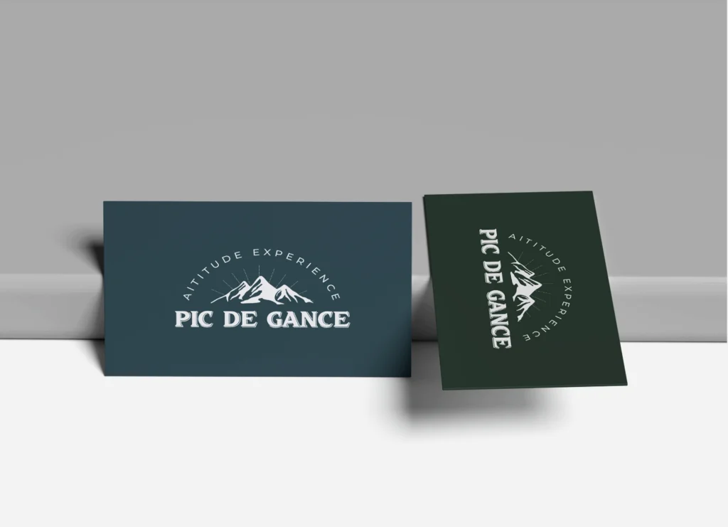 Design de cartes de visite et papeterie de marque pour Pic de Gance par Sandy Kanaan, designer graphiste freelance.