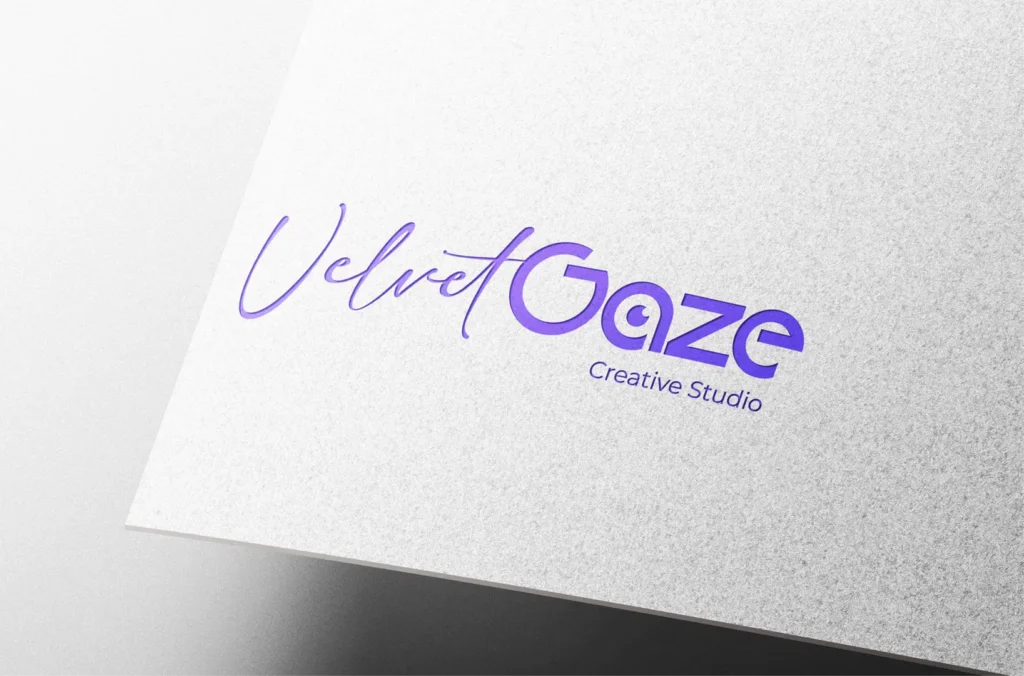 Présentation de mise en situation (mockup) d'identité visuelle et création de logo par Sandy Kanaan, designer de marque freelance à Bordeaux.Brand identity logo mockup showcase designed by Sandy Kanaan, freelance branding specialist in Bordeaux.